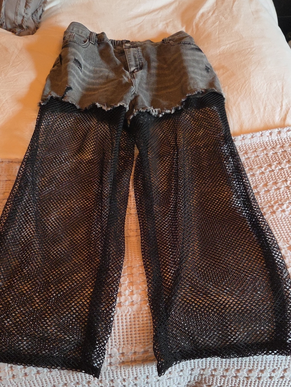 SHEIN Gray Distressed Denim Shorts with Black Mesh Wide-Leg Panels 1xl